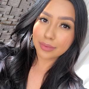 Meet your Posher, Araceli